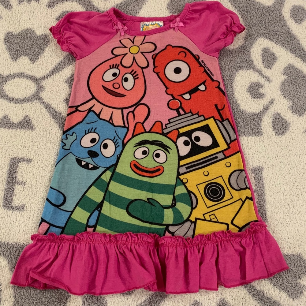 Girls nightgown